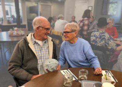 Una nueva etapa a los 90: Louise y Jack encuentran Atención de confianza Atención  Mosaic