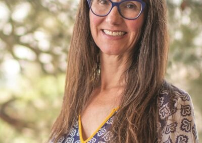 La directora general Mosaic , Megan Haase, FNP, recibe el Premio a la Excelencia de la OPCA