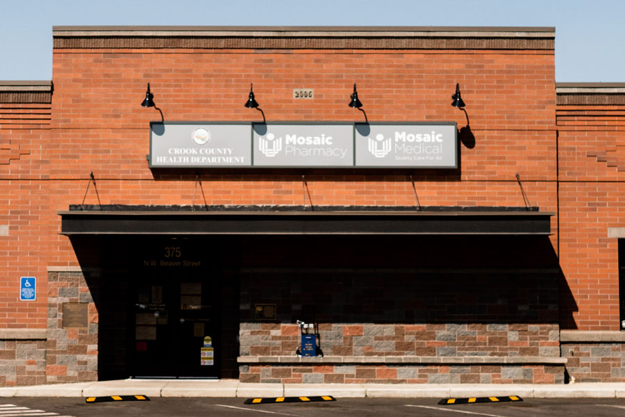 Exterior of Prineville Clinic and Pharmacy